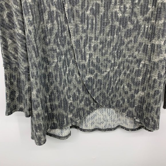 LuLaRoe Sweater Gray Animal Print Cowl Neck Pullover Leopard NWT - Picture 5 of 10